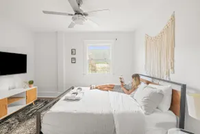 Starland District 3BR | Private Yard + Pets - Image 3