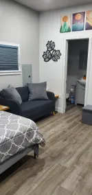 Newer ”Manor Studio” - Image 2