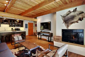 🌲Timberline D1D Deluxe 2-Bedroom ~Hot Tub~Pool~WiFi~Ski-in/out~Local Shuttle🌲 - Image 2