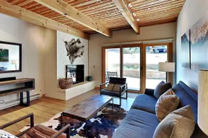 🌲Timberline D1D Deluxe 2-Bedroom ~Hot Tub~Pool~WiFi~Ski-in/out~Local Shuttle🌲 - Image 3