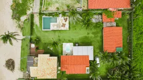 Seaside House | Yellow Beach House - Image 2