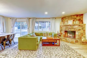 Moonridge chalet-with game room & spa - Image 3