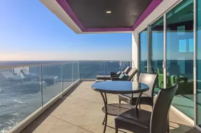 WrapAroundBalcony-LasOlasCondo-Pools&Jacuzzis-WiFi - Image 2