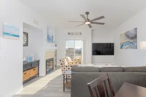 Pismo Beach Gem! - Image 4