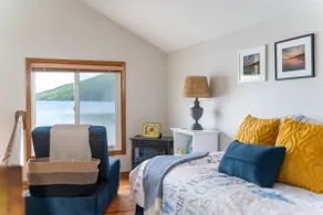 The Chosen Spot: lakefront, hot tub, wineries, ski - Image 5