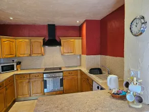 Converted 18 Century Woolchamber with great views - Image 3