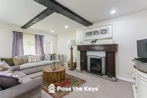 Secluded Mansion Retreat - Expansive Private Oasis - Pass the Keys - Image 3