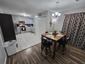 Bluff City Manor A (2bd 1ba, pet-friendly w/fee) - Image 4