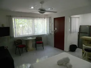 Amazing Studio with A/C, Auto Check-in & Wifi #6 - Image 2