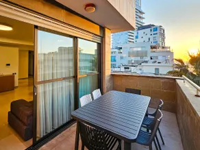 MAMAD Upscale Home Balcony, Parking next to Beach - Image 2