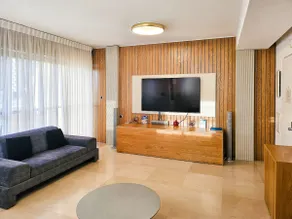 MAMAD Upscale Home Balcony, Parking next to Beach - Image 5