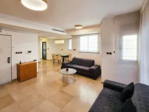 MAMAD Upscale Home Balcony, Parking next to Beach - Image 4
