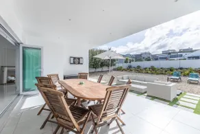 189 Beach House - Image 4