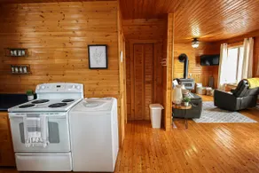 Comfort Cottage with Hot Tub - Image 5