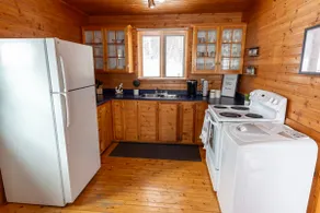 Comfort Cottage with Hot Tub - Image 3