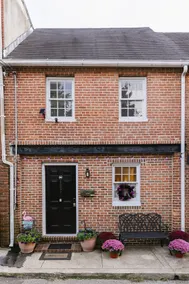 Perfect Location by Fed Hill Park 2Bdr/2.5Ba - Image 4