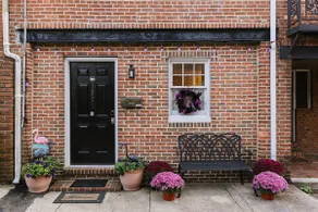 Perfect Location by Fed Hill Park 2Bdr/2.5Ba - Image 3