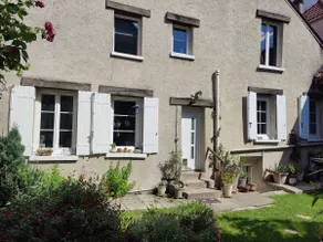 Entire house and private garden in Vétheuil - Image 3