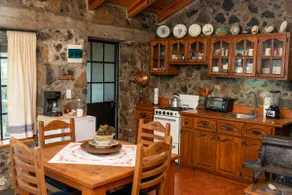 Beautiful cabin in the woods - Image 5