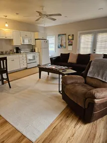 Modern Hideaway in Augusta - Image 2