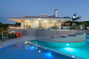 Giakoumakis Luxury-Private Villa - Image 2