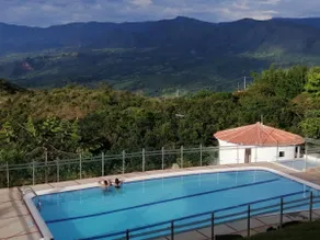 Country house, Jacuzzi, WiFi, games and nature - Image 2