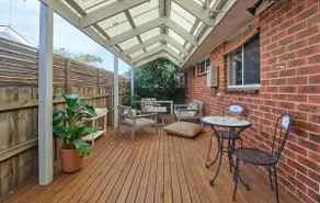 Beach Walk Cottage, Mornington, Pet Friendly (Newly renovated) - Image 2