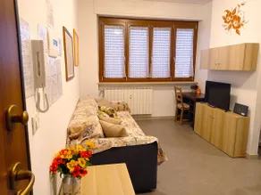 Amphitheater Apartment - Image 5
