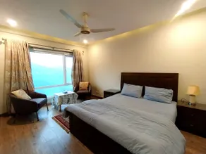 Luxury 1BR Resort Suite | Balcony & Views - Image 3