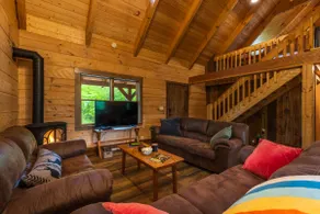 Cohosh - Hand hewn private log cabin Hocking Hills - Image 5