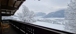 Spacious chalet, 15 minutes away from the ski lift - Image 3