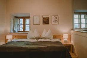 Romantic Hideaway – Veranda, Bergblick & Sauna - Image 5