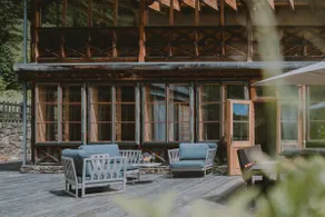 Romantic Hideaway – Veranda, Bergblick & Sauna - Image 4