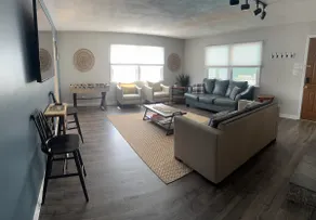 Lakeview Retreat - Image 2