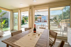 Private Outdoor Jacuzzi Bungalow 2A - Image 4
