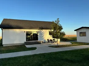 Lakeview House - Image 2