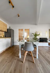 2 bedroom apartment in the center with garden - Image 3