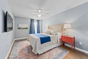J&Y Family 3BR/2.5BA / LuxuryTownhouse - Image 3