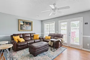J&Y Family 3BR/2.5BA / LuxuryTownhouse - Image 5