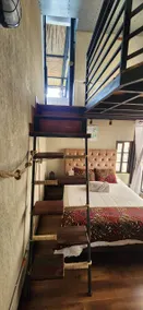 Cala - Loft style Industrial Apartment - Image 3