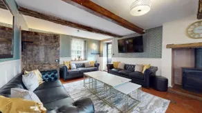 Historic Manor for 20 guests - Image 4