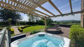Historic Manor for 20 guests - Image 2