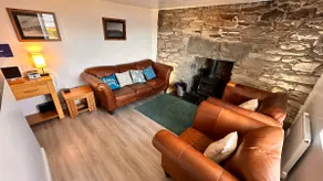 Carnmhor, Isle of Skye - Stunning 242 year old cottage on its own sea shore! - Image 3