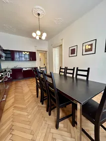 Exclusive flat near Old Town - Image 2