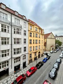 Exclusive flat near Old Town - Image 4