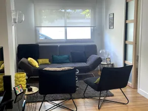 The Auguste apartment is cozy, superb location - Image 3