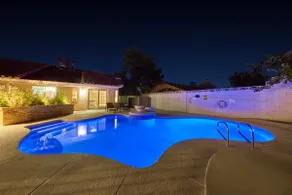 Private Vegas Retreat! Close to the strip!14:) - Image 3
