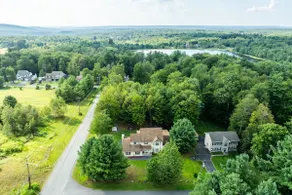 Huge screened porch/ Jacuzzi / Game room/ Trampoline/ Fire pit /  Lake access - Image 3