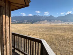 Sunset Grove: A Yellowstone Retreat - Image 4
