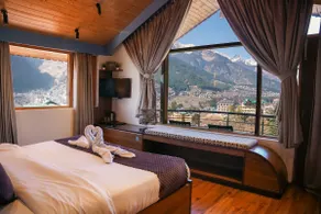 Luxury 2Bedroom Jacuzzi private Cottage Suite - Image 2